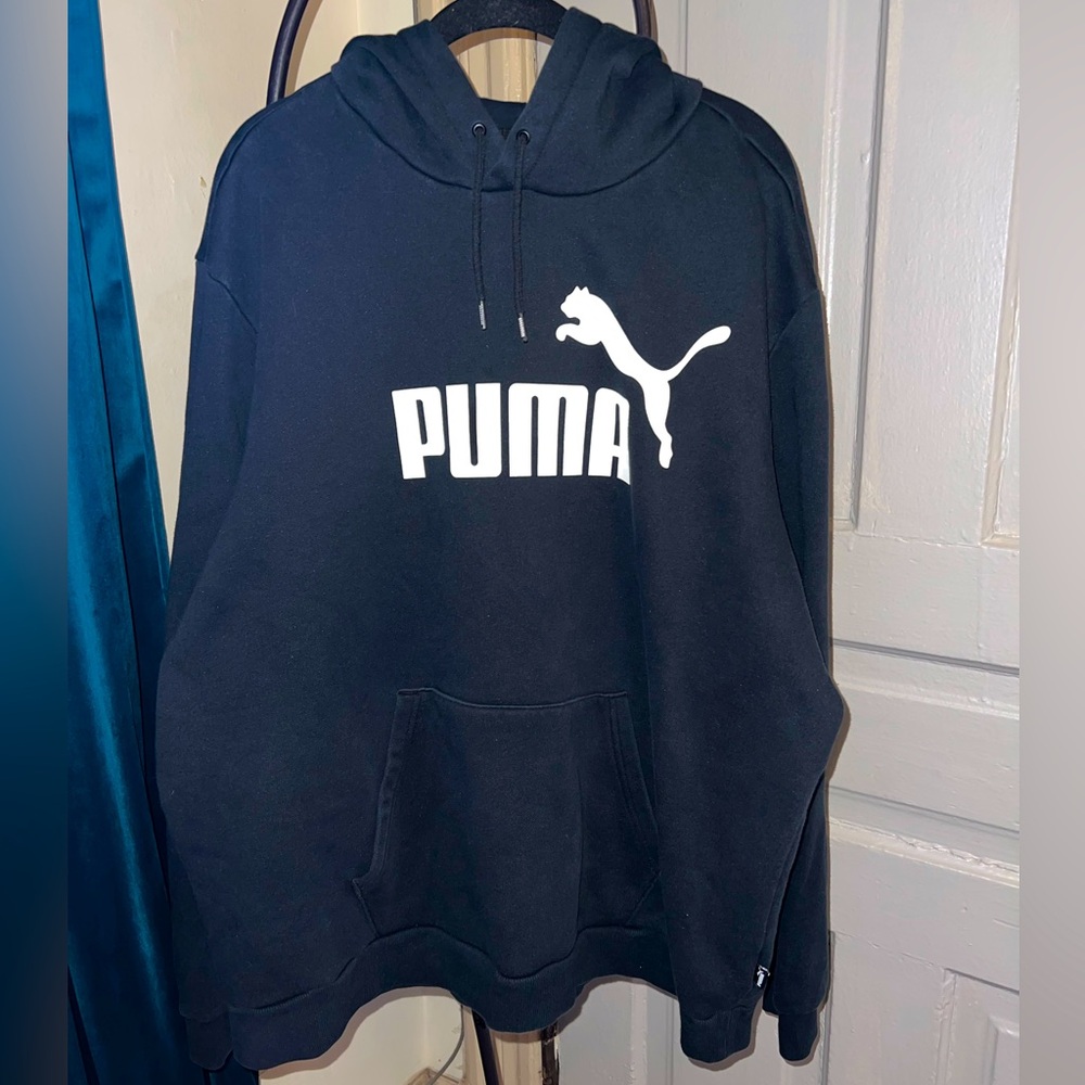 Puma logo sweatshirt black and white hoodie size XXL